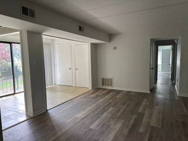 Main picture of 29 Spring Ct