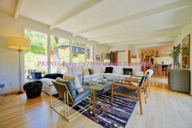 Main picture of 22 Madrone Ct
