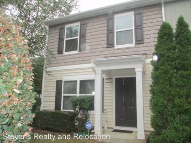 Main picture of 2901 Berkeley Springs Pl