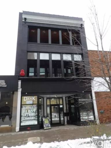 Main picture of 501 Main St