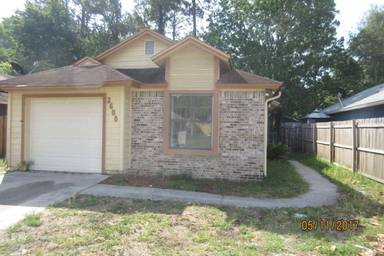Main picture of 2600 Malibu Cir