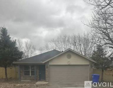 Main picture of 401 Steele Pl