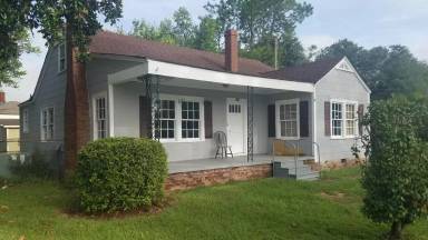 Main picture of 401 Florence Dr