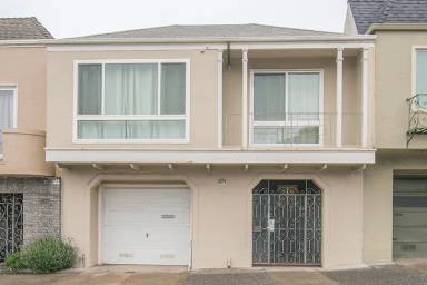 Main picture of 1948 Sloat Blvd