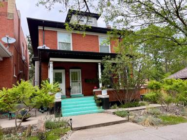 Main picture of 1917 E 21st Ave