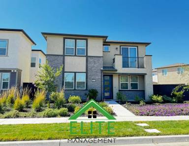 Main picture of 2981 Hazel Gaze St