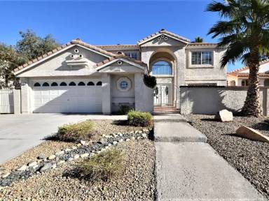 Main picture of 740 Spruce Tree Cir