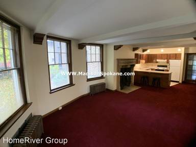 Main picture of 852 N Summit Blvd