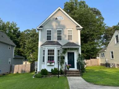 Main picture of 607 S Fuquay Ave