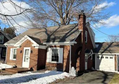 Main picture of 14 Berncliff Ave