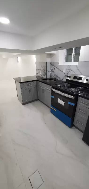 Main picture of 9423 86th Ave