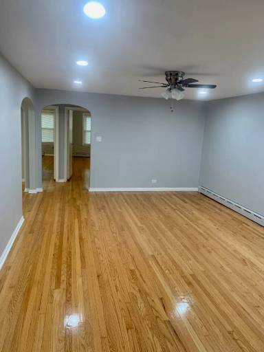 Main picture of 1839 W 107th St