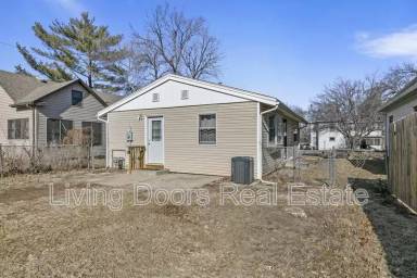 Main picture of 6935 Colby St