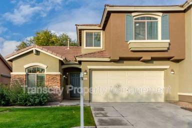 Main picture of 2870 S Rock St