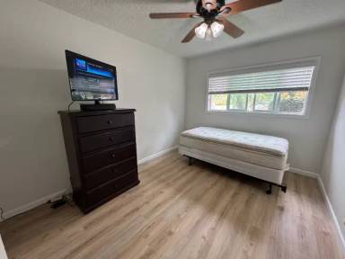 Main picture of 508 E Grove Ave