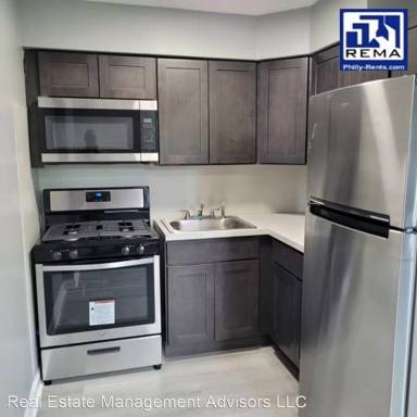 Main picture of 7020 N Broad St