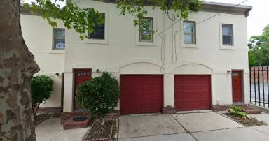 Main picture of 2517 Webster St