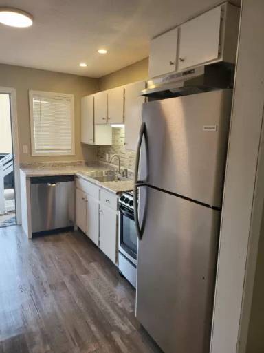 Main picture of 734 N Country Acres Ave