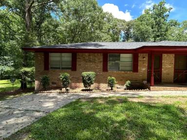 Main picture of 6694 Maxwell Dr