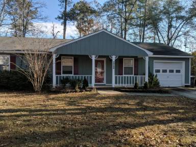 Main picture of 515 Ridgewood Dr