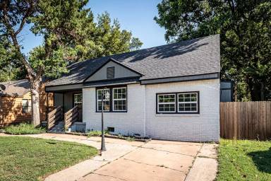 Main picture of 1714 NW Oak Ave