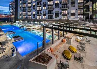 Main picture of 2500 Wewatta Way