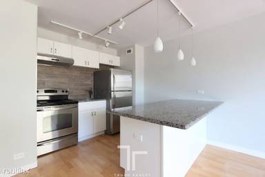 Main picture of Wellington Place Apartments