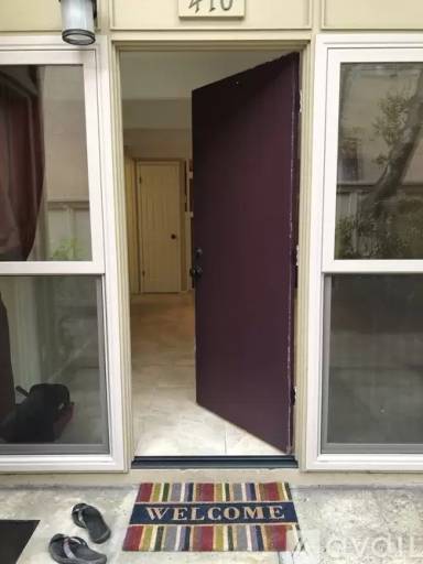 Main picture of 451 Dela Vina Ave Apartments