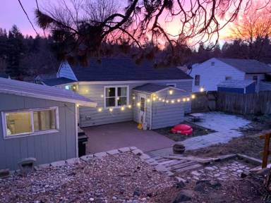Main picture of 3128 W Trinity Pl