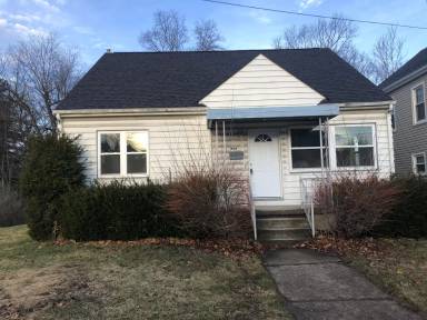 Main picture of 727 Jeanette Ave