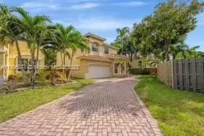 Main picture of 2050 NW 98th Way