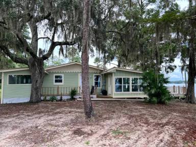 Main picture of 97 Bay Breeze Dr