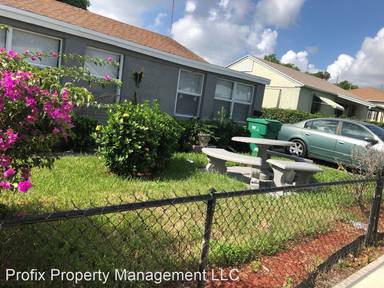 Main picture of 717 W 4th St