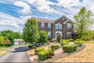 Main picture of 149 Walnut Dr