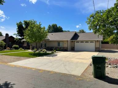 Main picture of 1031 Dusty Ln