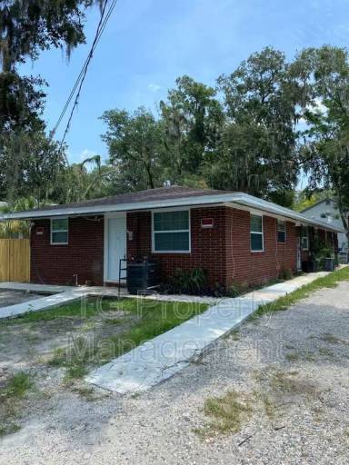 Main picture of 3305 Silver St