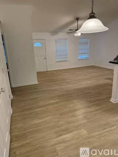 Main picture of 141 Blackwater Way