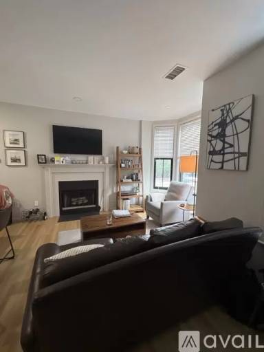 Main picture of 151 W Brookline St