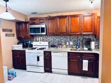 Main picture of 2916 State Hill Rd