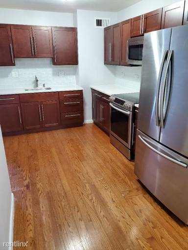 Main picture of Beachside Apartments
