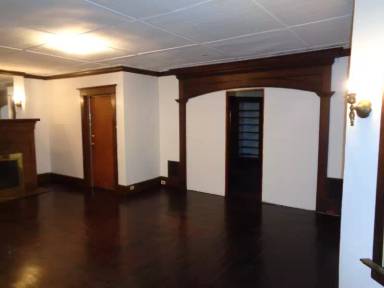 Main picture of 593 Whalley Ave
