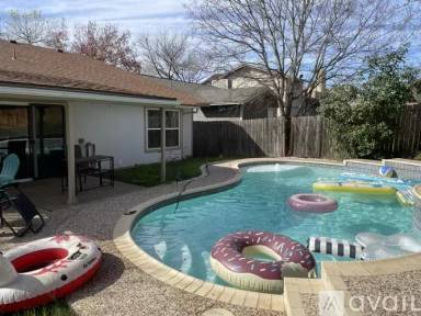 Main picture of 7251 Sunlit Trail Dr