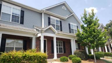 Main picture of 2859 Summergrove Ct