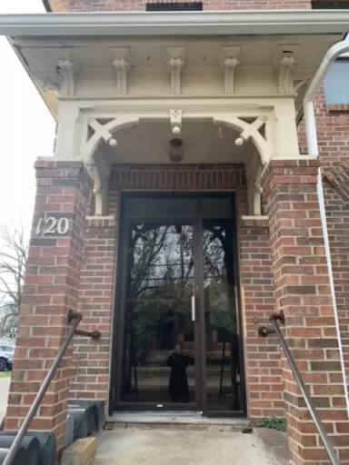 Main picture of 120 S Main St