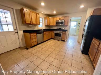 Main picture of 27 N Ambler St