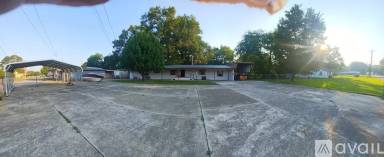 Main picture of 3 E Avenue B