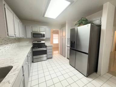 Main picture of 1778 Blue Ribbon Dr