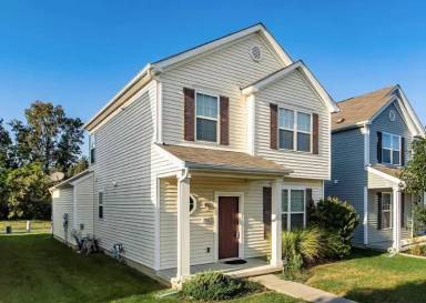 Main picture of 7832 Freesia St