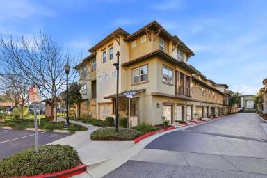 Main picture of 782 Luna Park Dr