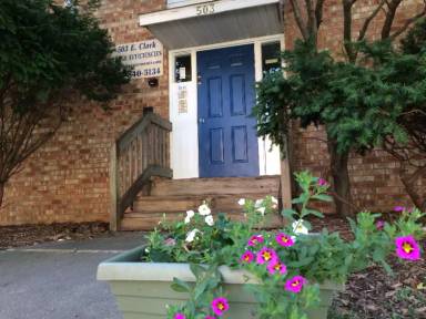 Main picture of 503 E Clark St